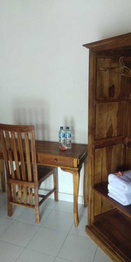 Serongga Guest House Lebih Ngoại thất bức ảnh